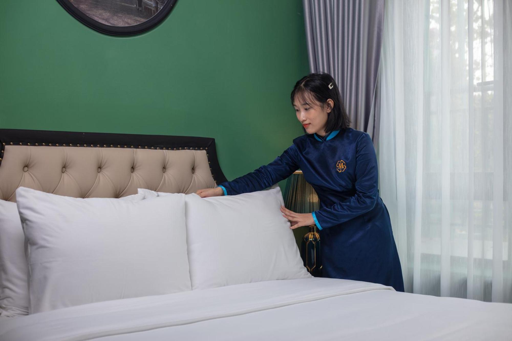 Madelise Adora Hotel & Travel Hanoi Eksteriør billede